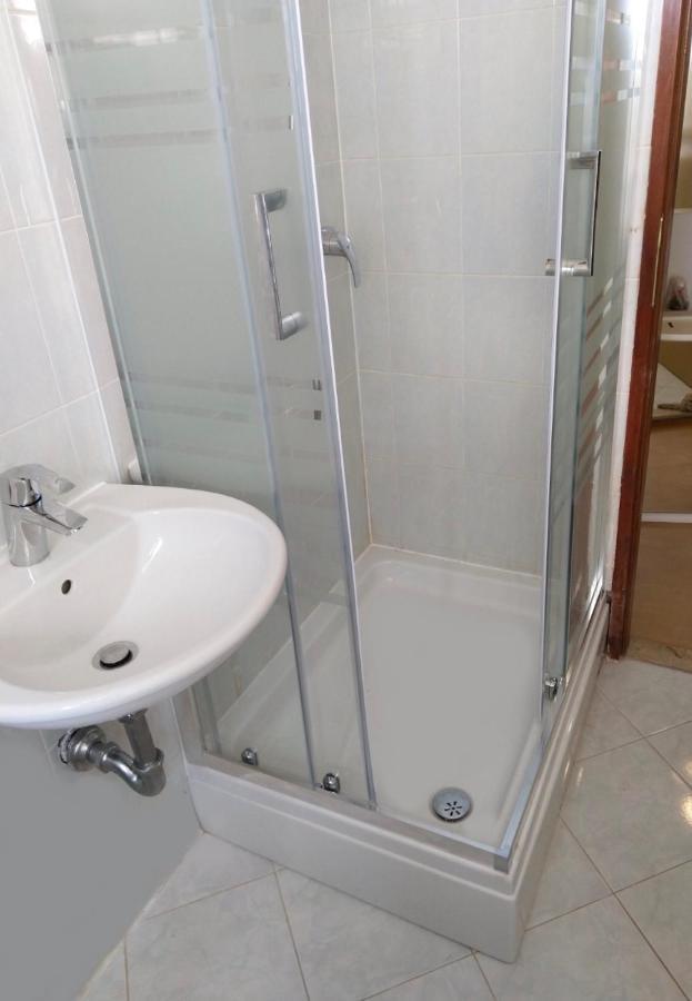 Casa Plava Sea View Apartment ロヴィニ エクステリア 写真